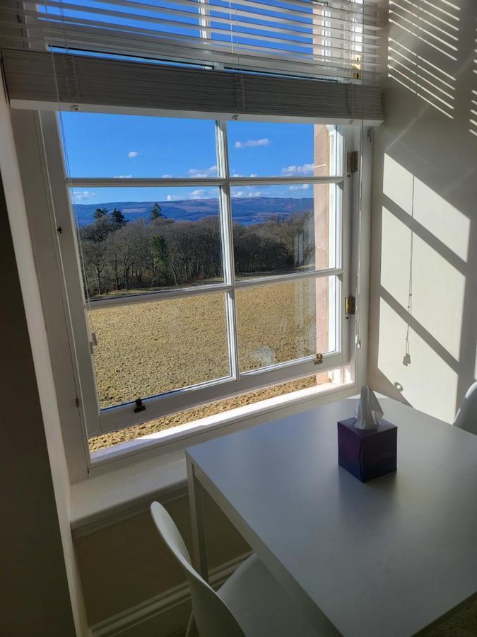 Langhouse Castle Bed And Breakfast Inverkip 外观 照片