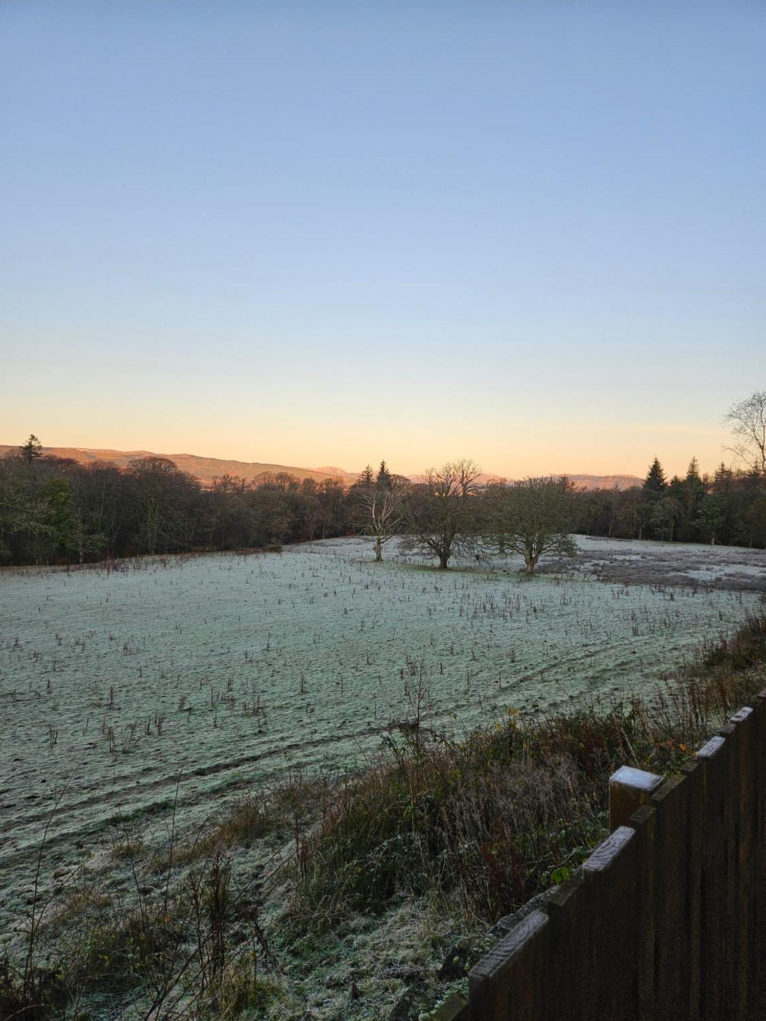 Langhouse Castle Bed And Breakfast Inverkip 外观 照片
